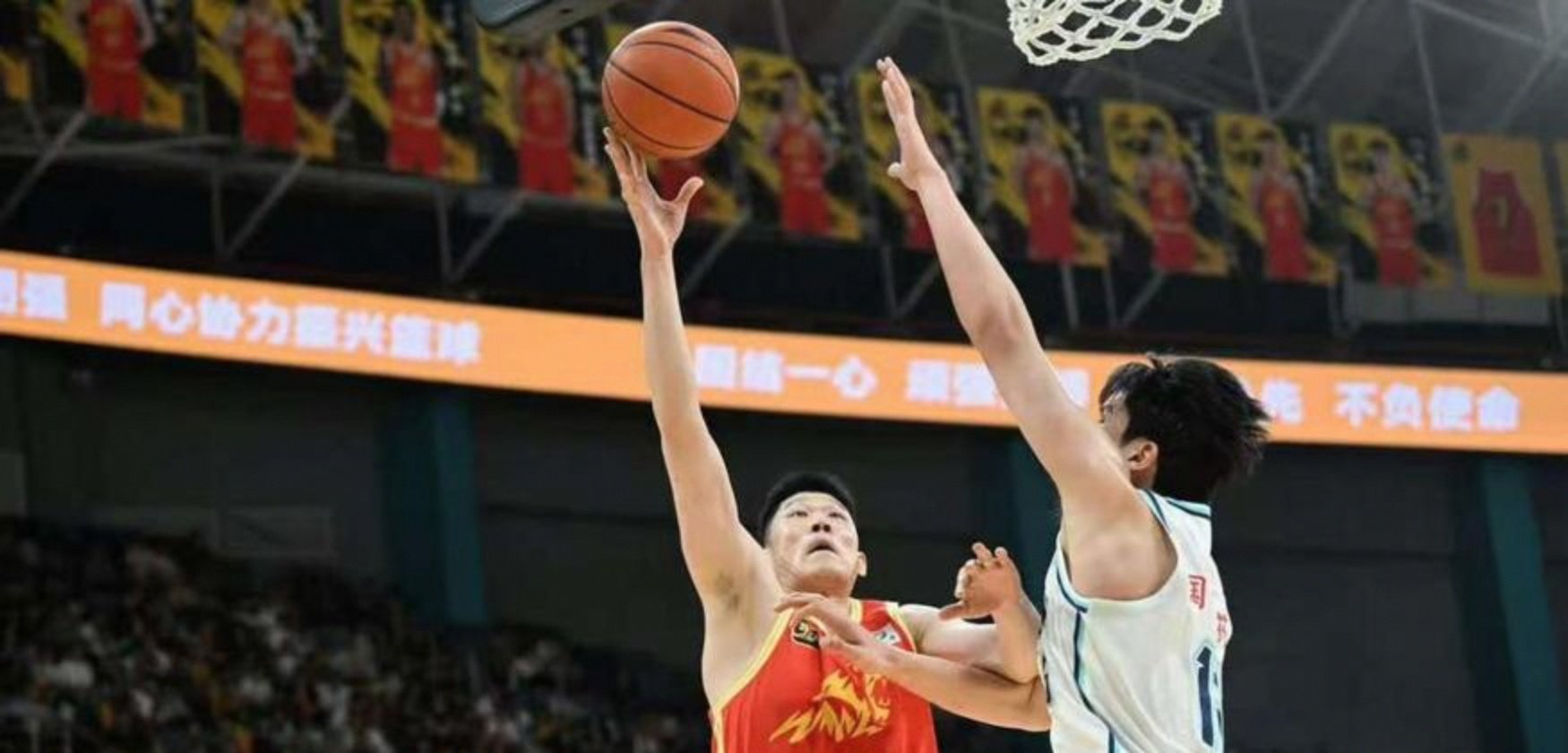 九游体育娱乐-包含风云突变！广厦男篮赛前篮板制胜；NBA常规赛版图或变；底气十足；纪律约束更严格的词条